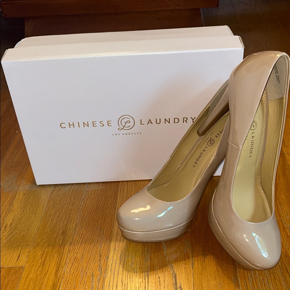 Chinese Laundry nude patent leather Heels